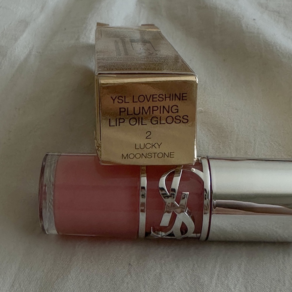 Yves Saint Laurent Plumping Lip Oil Gloss - Lucky Moonstone Pink